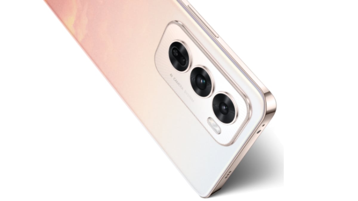 Oppo Reno 12 5G: The next smartphone on the list with good battery life is the Oppo Reno 125G which is backed by a 5000 mAh battery and offers 80W fast wired charging support. The smartphone offers up to 12 to 14 hours of battery life on a single charge and it charges quickly in about 50 minutes from 0 to 100%. Therefore, this could be a great pick under Rs.30000. Oppo Reno 12 5G