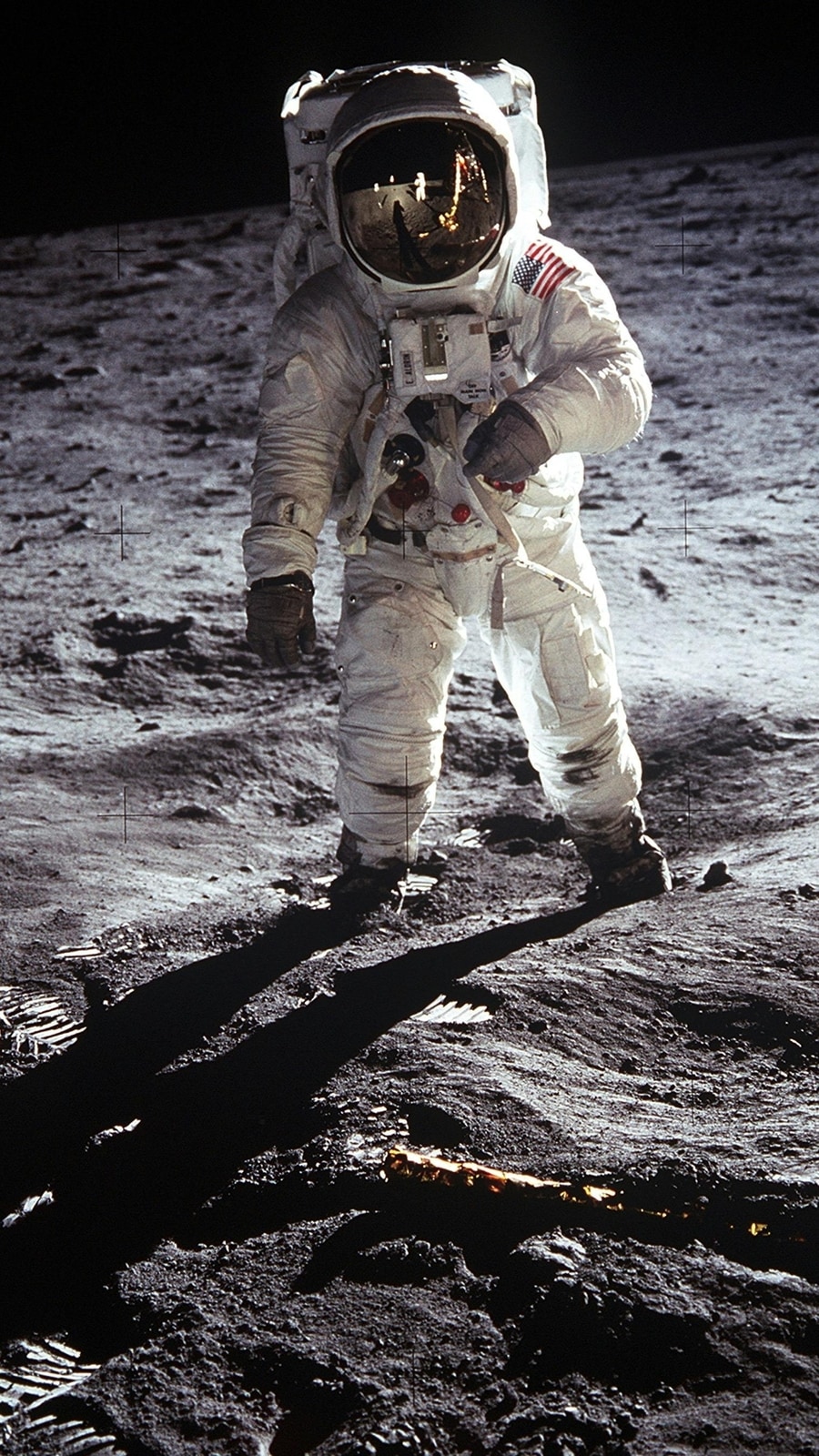 moon-landing-apollo-11-nasa-buzz-aldrin-41162