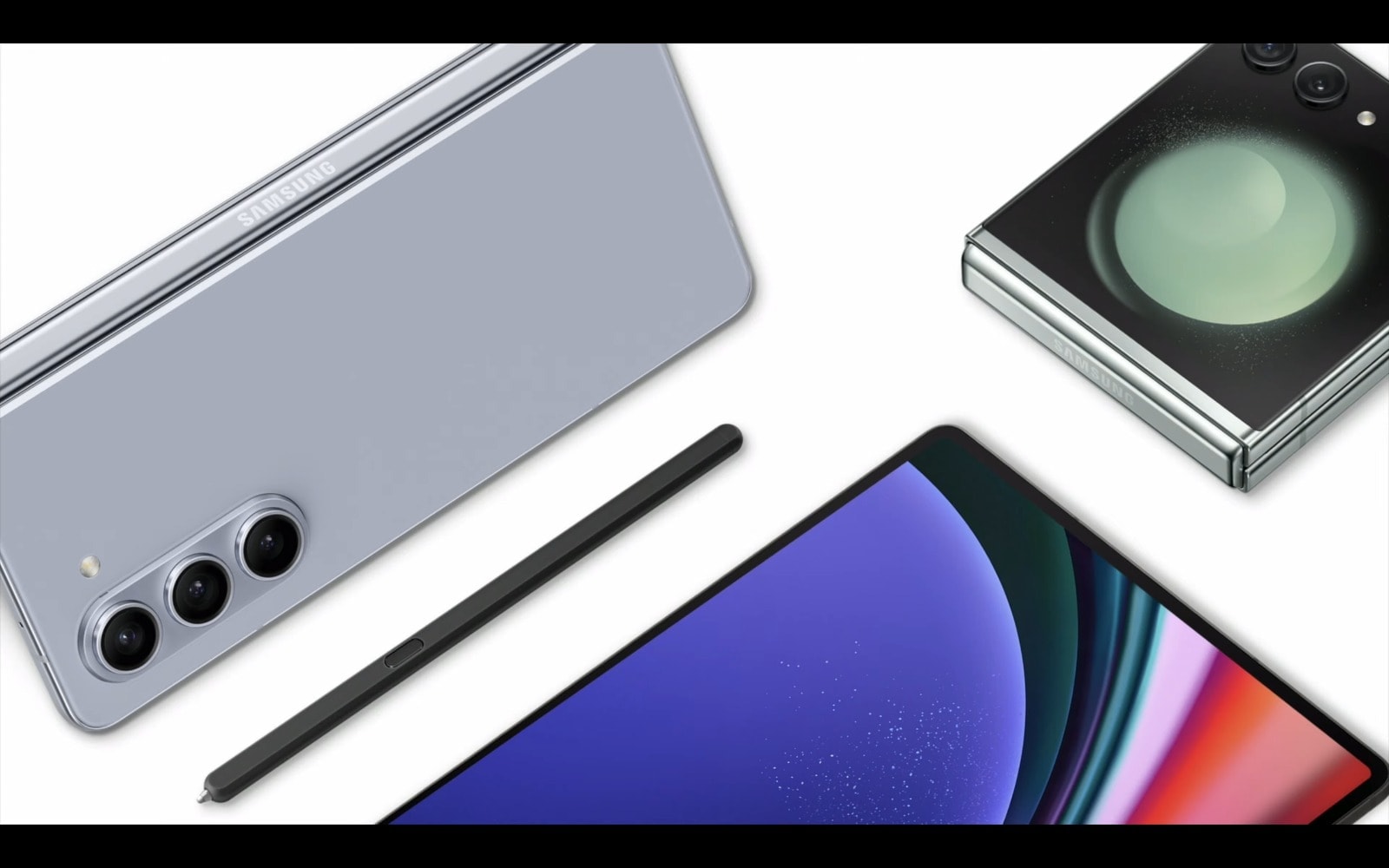 The Galaxy Z Fold 6 comes with a larger cover display of 6.3-inch with Dynamic LTPO AMOLED 2X display technology. Whereas, the Galaxy Z Fold 5 comes with a 6.2-inch display and it does not support LTPO technology. In terms of the main display, both smartphones come with a 7.6-inch screen size and 120Hz refresh rate. Therefore, both devices offer somewhat similar specifications when it comes to display technology and size. The Galaxy Z Fold 6