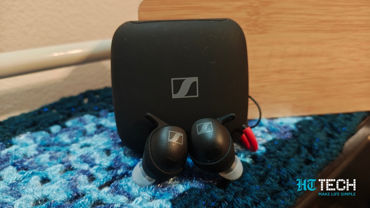 The Sennheiser Momentum Sport comes with IP54 protection. Sennheiser Momentum Sport