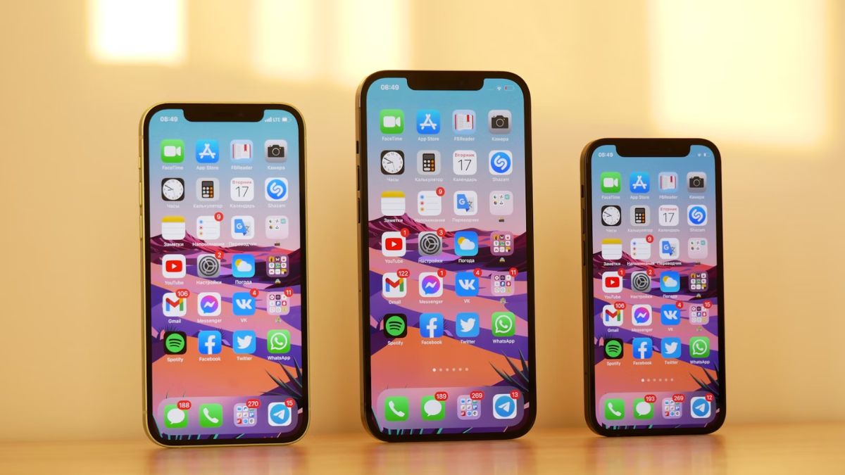 Image Wand: Lastly, Apple is rumoured to bring Sketch to image feature to iPhone with iOS 18.2. This feature is expected to work similarly to Galaxy AI’s Sketch to image feature that allows users to generate several kinds of images based on rough sketches made by the users. iPhone SE 4