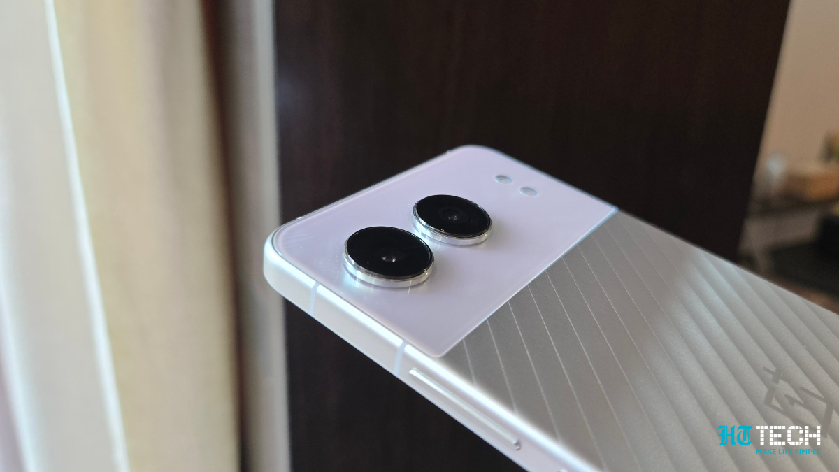 The OnePlus Nord 4 comes with a new camera module consisting of two sensors. OnePlus Nord 4
