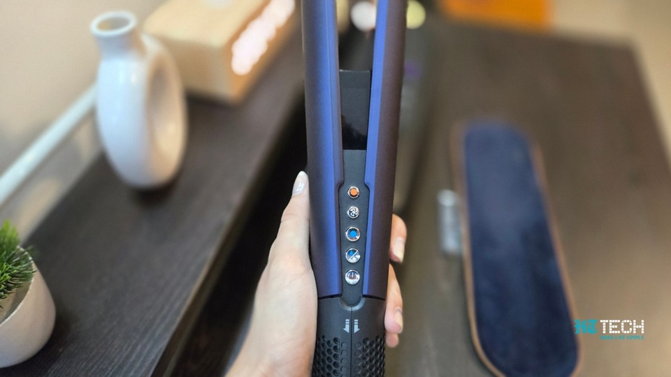 Dyson Airstrait straightener takes about 7 to 10 minutes to dry and straighten hair.
