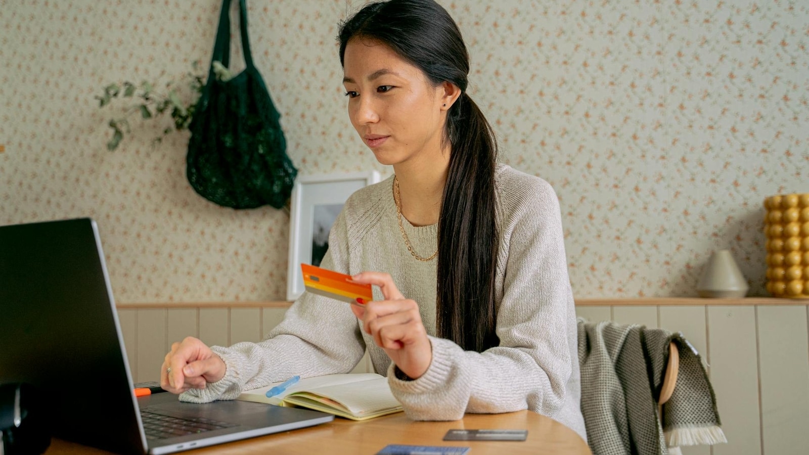 RBI strengthens digital payment security by introducing new authentication methods beyond SMS OTPs. RBI rolls out new authentication methods for digital payments, alternatives to SMS-based OTPs: Check details