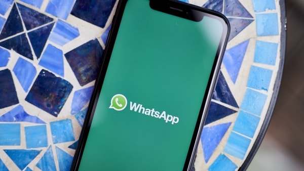 https://www.mobilemasala.com/tech-gadgets/WhatsApp-users-to-soon-get-new-chat-themes-Heres-everything-we-know-i300752