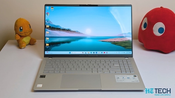 ASUS Vivobook S15 looks has a professional look and feel, and feels like a premium laptop.