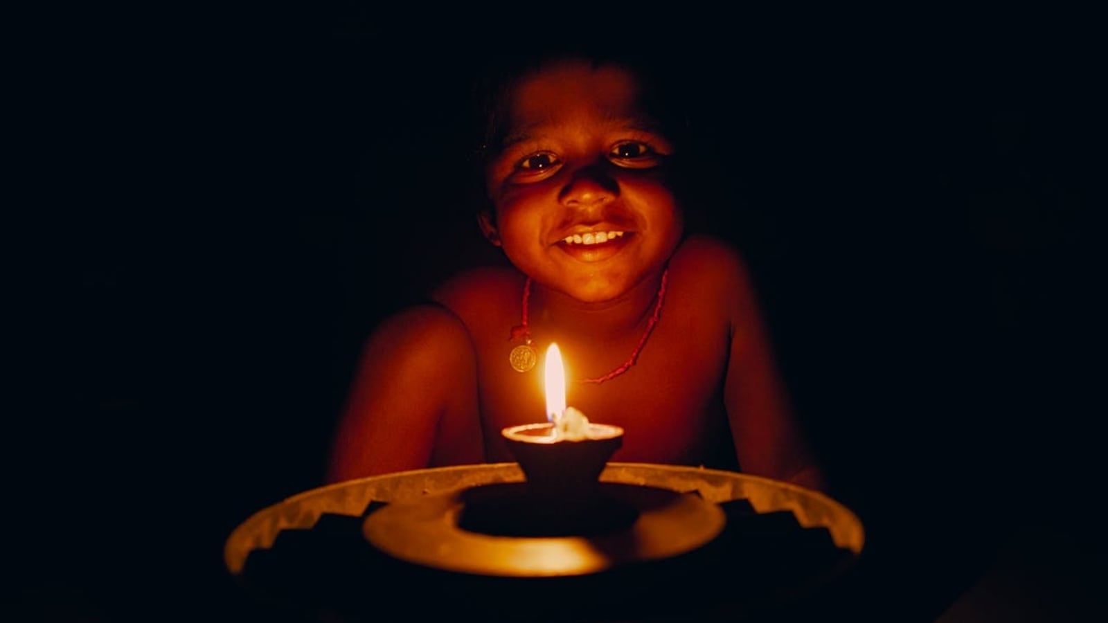 Diwali 2024: 7 Essential tips for stunning smartphone photography you can’t miss!