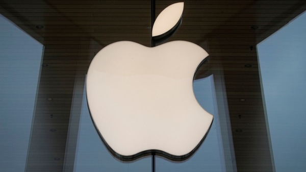 https://www.mobilemasala.com/tech-gadgets/Apple-co-founder-sold-shares-now-worth-over-2911292-crore-for-just-32000-heres-why-i316343
