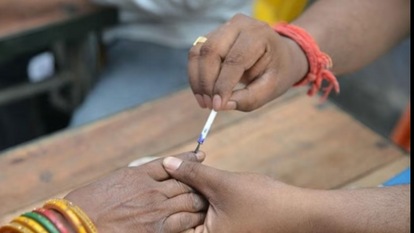 Vidhan Sabha Elections 2024: For those who cannot locate their voter ID card, the Election Commission permits voting using any of the 12 approved identity documents.