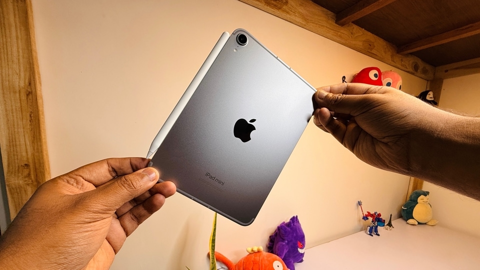 iPad mini 7 is truly tiny, and would barely take any space in your backpack, making it ideal for traveling.