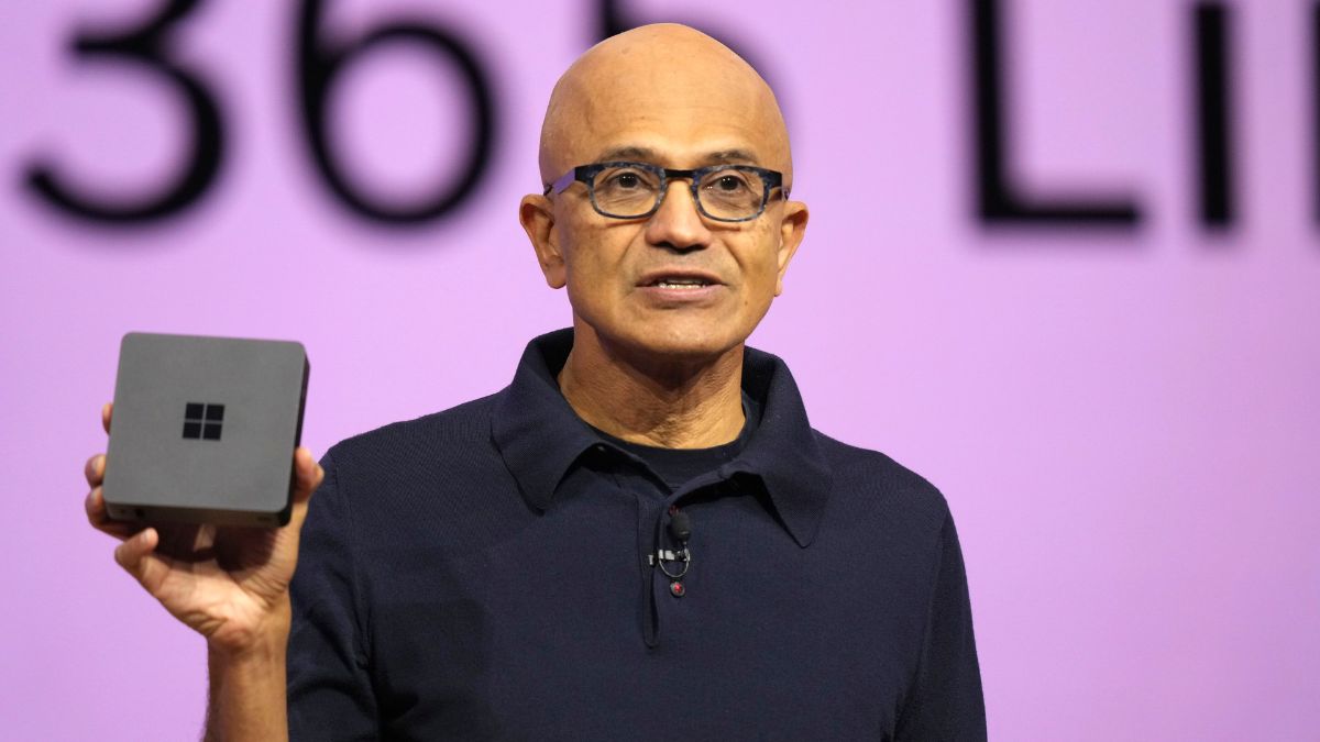 Satya Nadella: Satya Nadella has led Microsoft as CEO since 2014. He joined the company in 1992 and drove its shift to cloud computing. Nadella studied electrical engineering in Hyderabad and pursued further studies at the University of Wisconsin. Satya Nadella