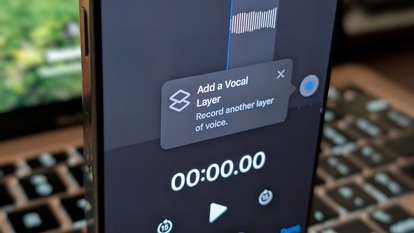 iPhone 16 Pro gets Layered Recording feature in Voice Memos; Grammy winners create holiday track using it