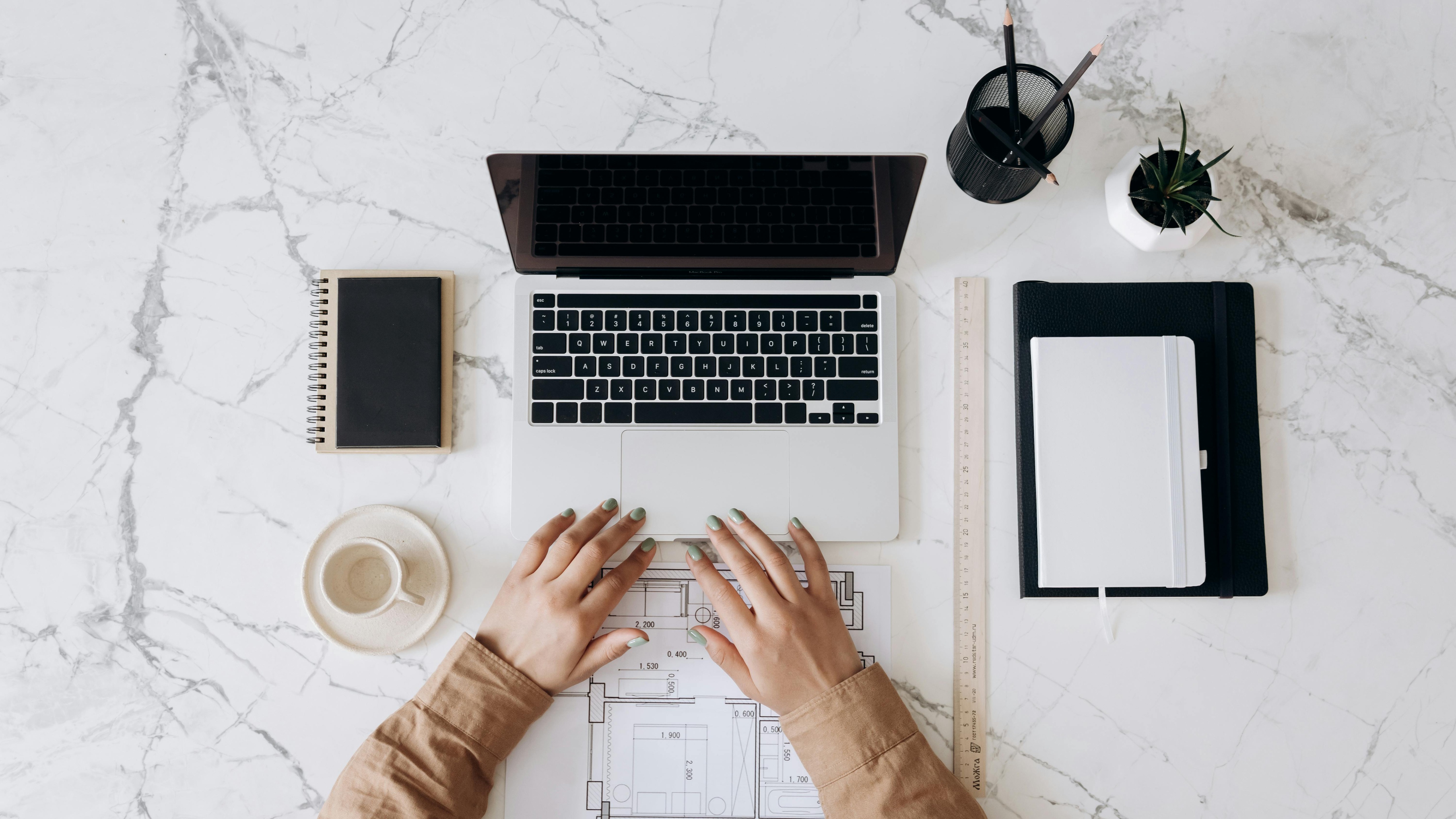 9. Google AI Essentials by Google: This course helps users learn how to use generative AI tools ideas, content, and decision-making to improve productivity and day-to-day tasks. Google AI