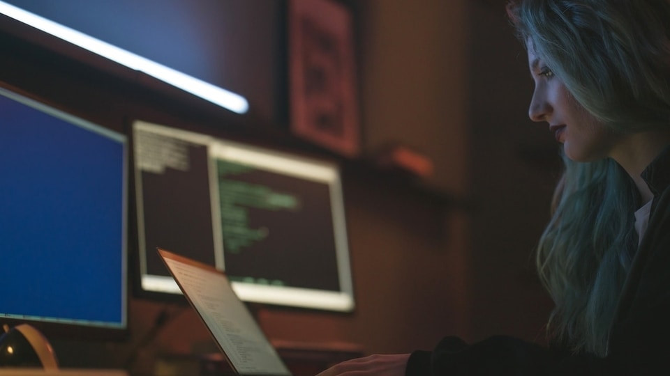 Google AI Essentials by Google: This course teaches how AI can be used in day-to-day life to increase productivity and reduce time on manual work by automating it with the help of AI tools.