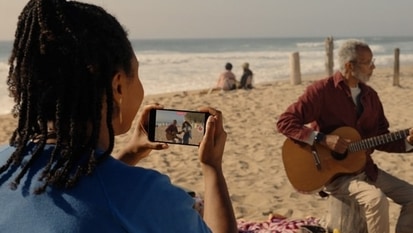 Here are 5 simple yet effective tips to help you shoot better-looking videos on your mobile.