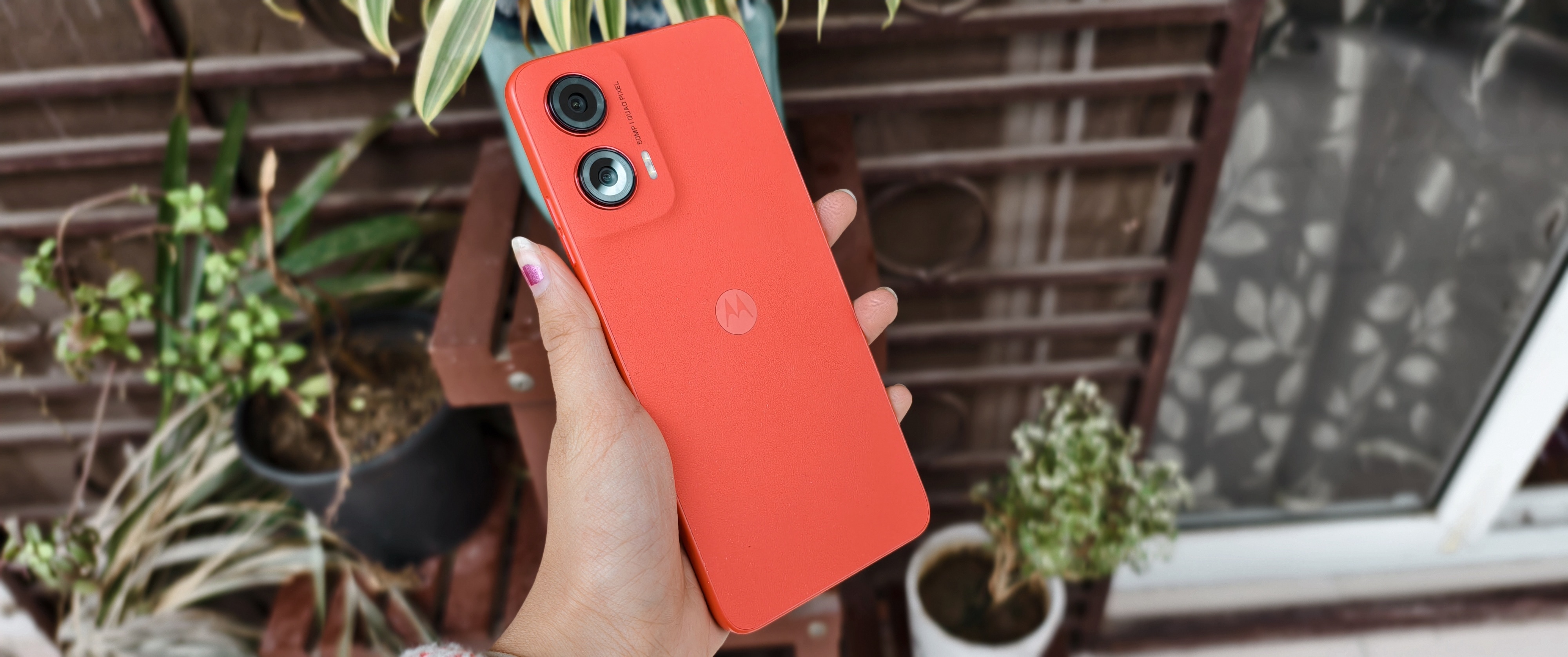 Moto G35 5G is backed by a 5000mAh battery. Moto G35 5G
