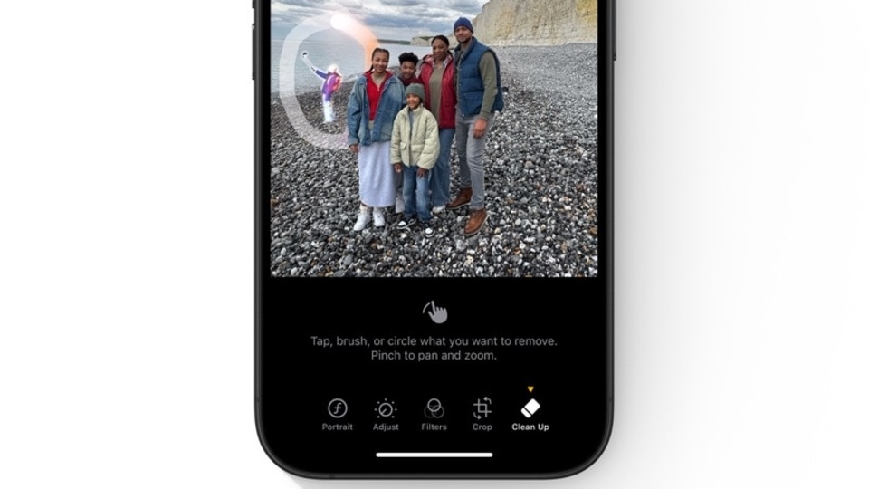 AI Photo editing: Other useful AI-powered features are editing tools such as object eraser, Best Take, Reimagine to Magic Editor, and others. Most of the AI editing tools are provided by Google. However, other brands have started to provide similar AI Photo editing features.