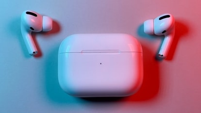 How to manually update your AirPods to get the latest Apple features in 5 easy steps