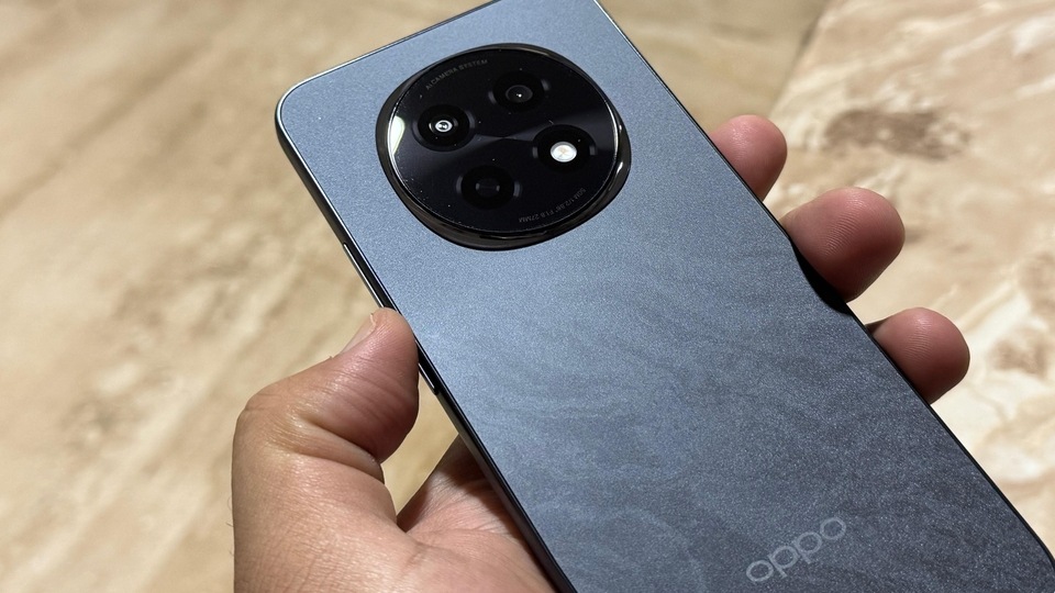 Oppo F29 Pro is equipped with a dual-camera system, headlined by a 50MP main sensor