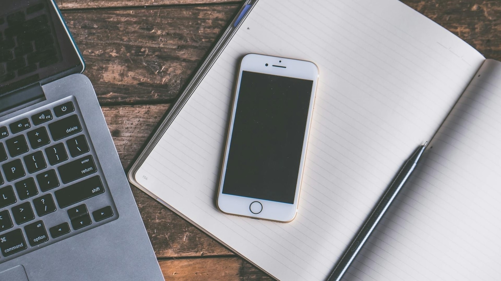 Apple vintage iPhone