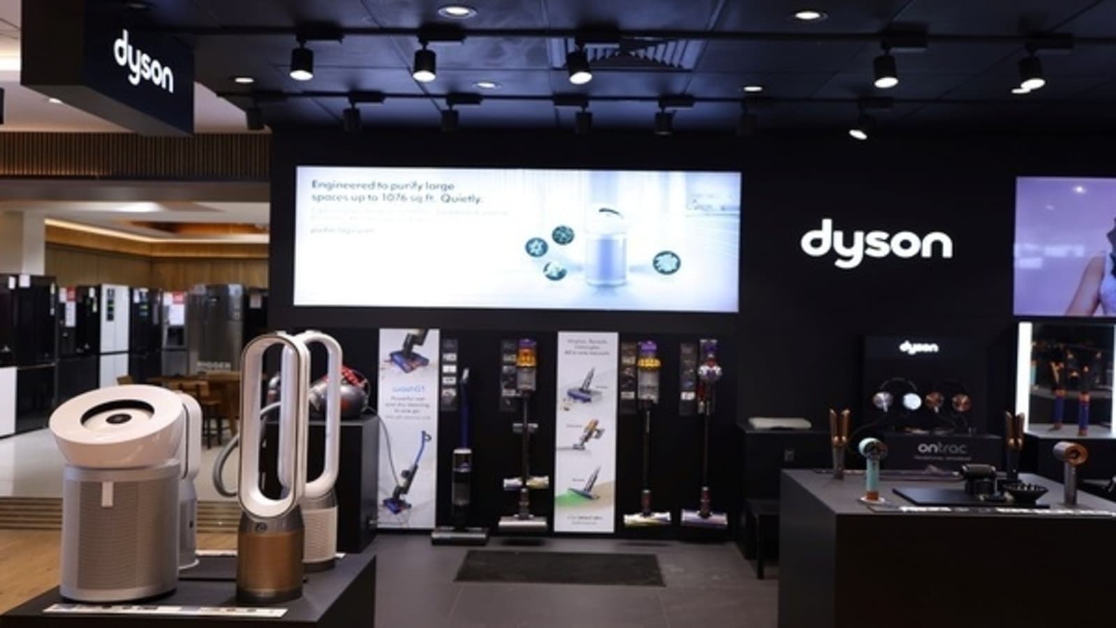 An immersive Dyson experience awaits guests at Vijay Sales’ flagship store in Sector 29, Gurugram. 