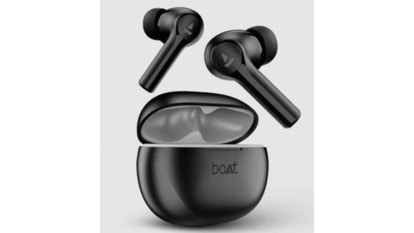Top 5 Earbuds Worth Your Money This Festive Sale