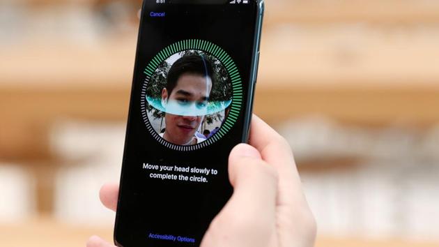 More Android players copy Apple’s iPhone X.