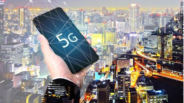 5G smartphone shipments are expected to grow a whopping 255% by 2021.