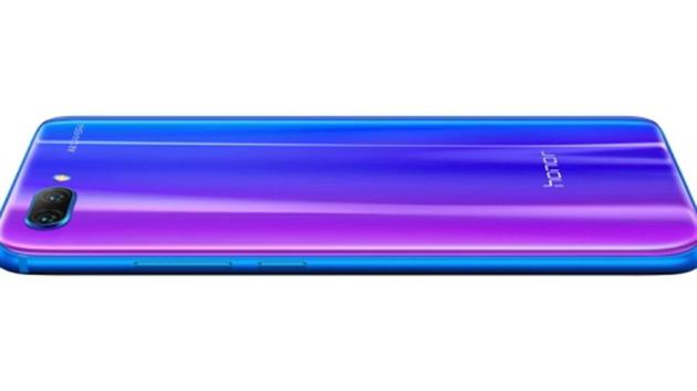 Honor 10 will be available starting midnight May 16 on Flipkart