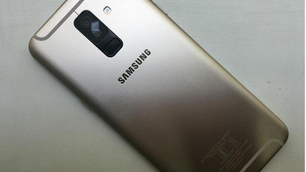 Samsung Galaxy A6+ sports a combination of 16-megapixel and 5-megapixel rear cameras.