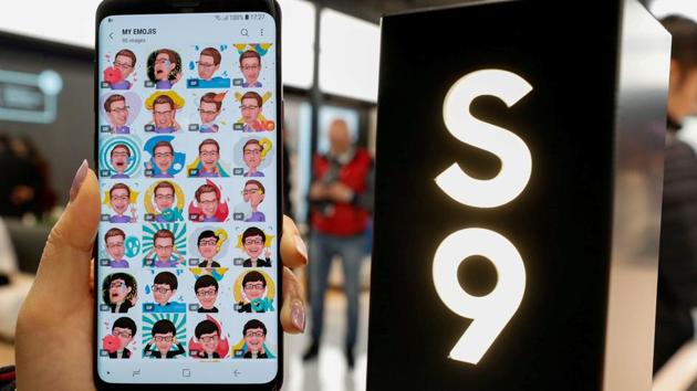 Xiaomi grabbed the sixth and the eighth positions with its Redmi 5A, and Redmi 5 Plus and Note 5