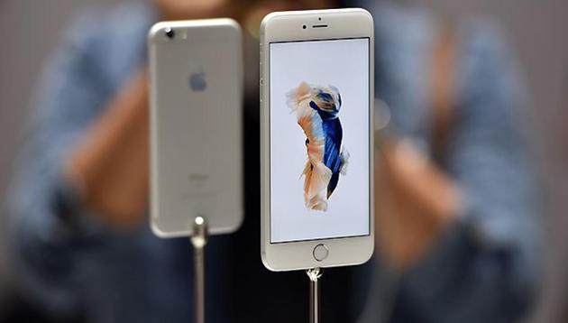 Apple began working on the USB issue before learning it was a favourite of law enforcement.