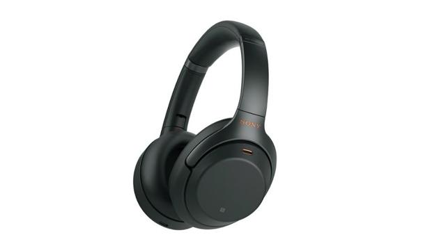 Sony’s new noise cancelling headphones come in black and platinum silver colours.
