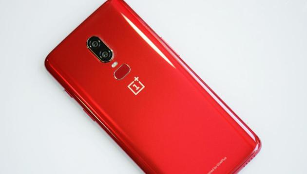 OnePlus 6T will launch on October 30 in India.