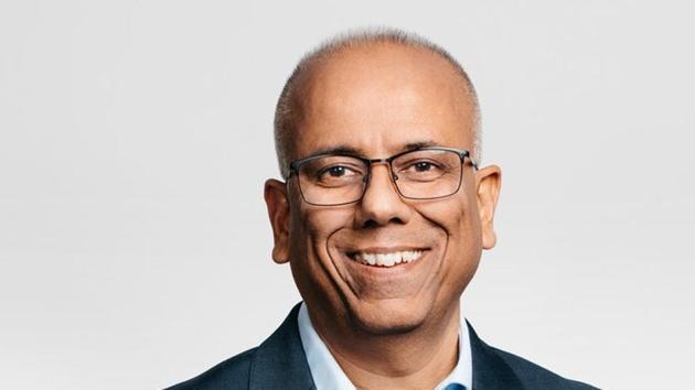 Ashish has over 25 years of experience in the telecom and mobile industry.