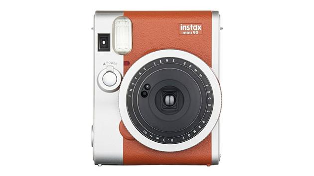 Fujifilm Instax Mini 90 Neo Classic comes in two colour options of brown and silver.