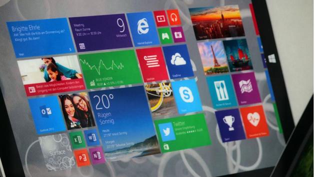 Microsoft wants users to upgrade to Windows 10 PCs.