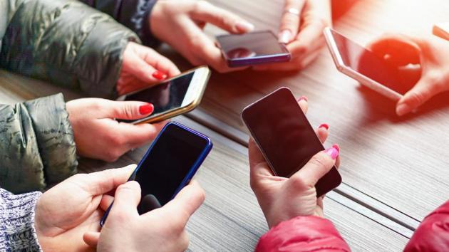 4G smartphone shipments in 2018 grew 50% from 2017.