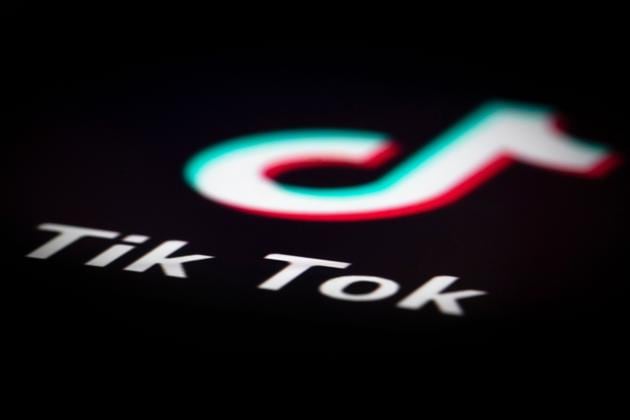 The Indian government on April 16 ordered tech giants Google and Apple to take down the Chinese-owned Tiktok video app after a court expressed concerns over the spread of pornographic material, sources told AFP.