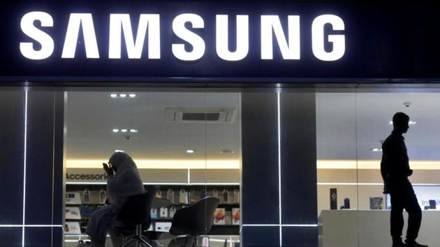 Samsung to ramp up its online sales in India this year.