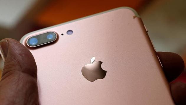Apple’s India-made top-end iPhones to hit stores next month: Report