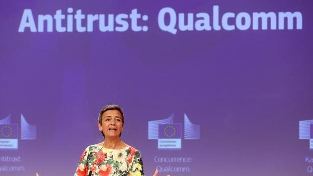 Commissioner Margrethe Vestager, in charge of competition policy, gives a press conference focused on US chipmaker Qualcomm on July 18, 2019 at the European Commission in Brussels. - The EU hit US chipmaking giant Qualcomm with an antitrust fine of 242 million euros ($271 billion) on July 18, 2019, in another blow against a tech titan that is fighting competition battles in Asia and the US.