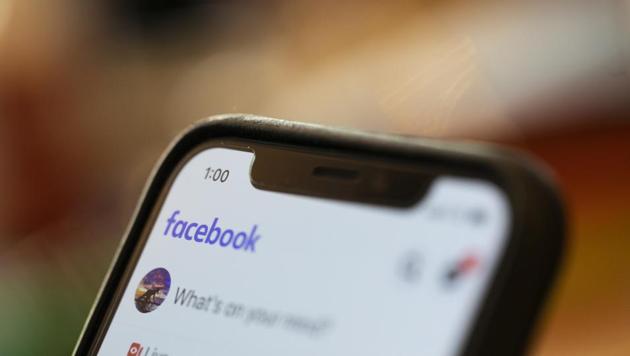 iOS 13 comes with new location sharing features.