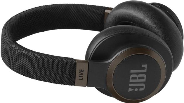 Top noise-cancelling headphones in India