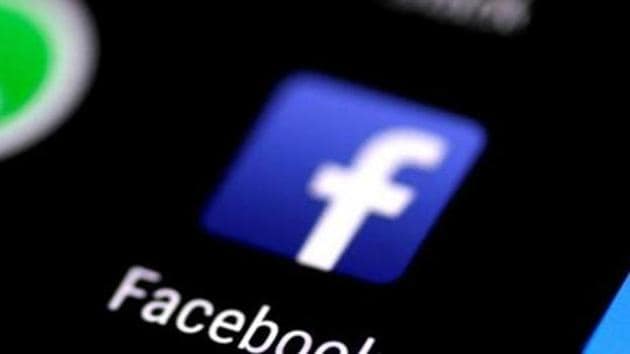 Australia’s government said technology companies like Facebook and Google would need to agree to the new rules by November 2020 or it will impose them. REUTERS/Thomas White