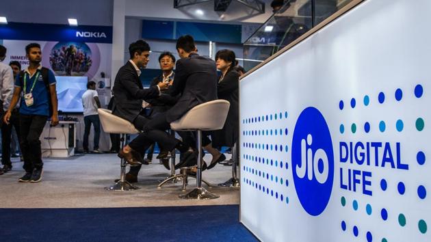 Reliance’s Jio telecom services offers a huge variety of packs for its prepaid users, latest being the 2020 Happy New Year Offer.