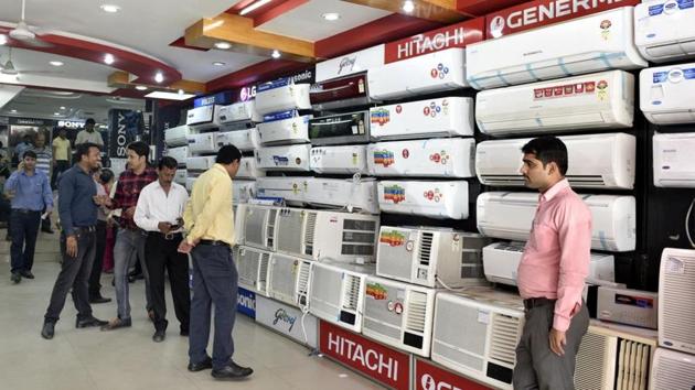 According to a mandate from the Bureau of Energy Efficiency (BEE), ever air conditioner to be sold in India now will have a default temperature of 24 degrees.