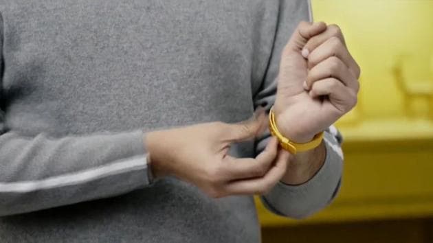 Realme’s fitness band teased at Realme 5i launch.