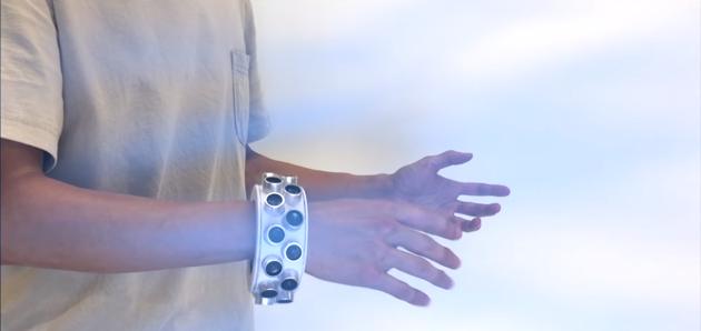 Ultrasonic bracelet aka ‘Wearable jammer’