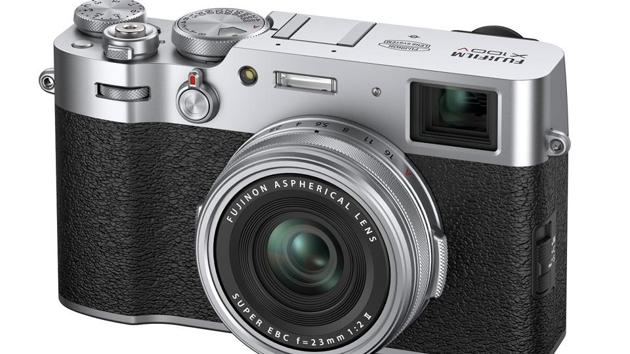Fujifilm has announced its latest offering for the Indian market – the Fujifilm X100V, the flagship product from the X series range of cameras. Along with this, Fujifilm also added two new lenses i.e. XC 35mm F2 and GF 45-100mm F4 for its X and GFX range mirrorless camera.